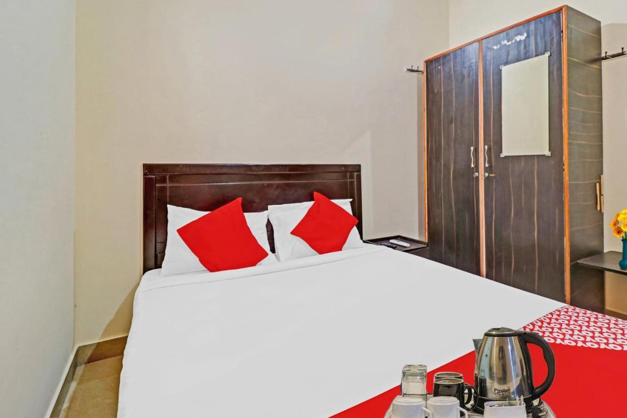 Super O Mn Residency Near Ragigudda Sri Prasanna Anjaneyaswamy Temple Hotel 3*
