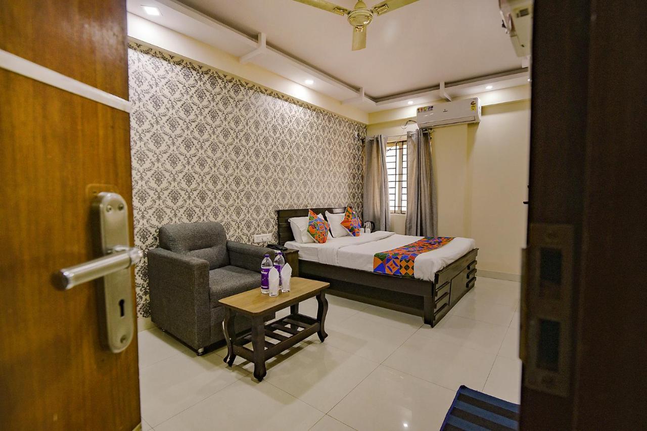 Fabhotel Emerald Hotel 3*