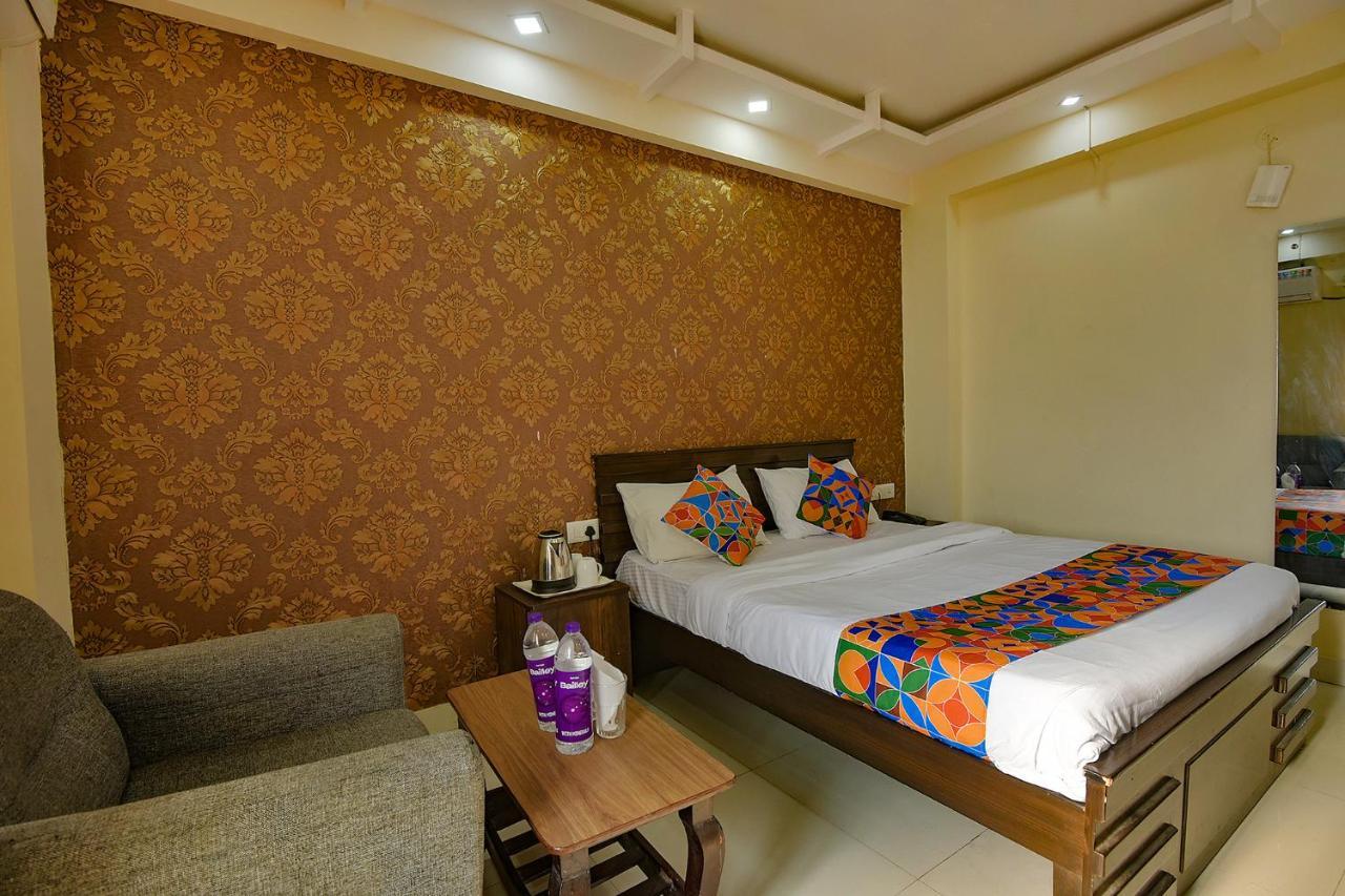 Fabhotel Emerald Hotel 3*