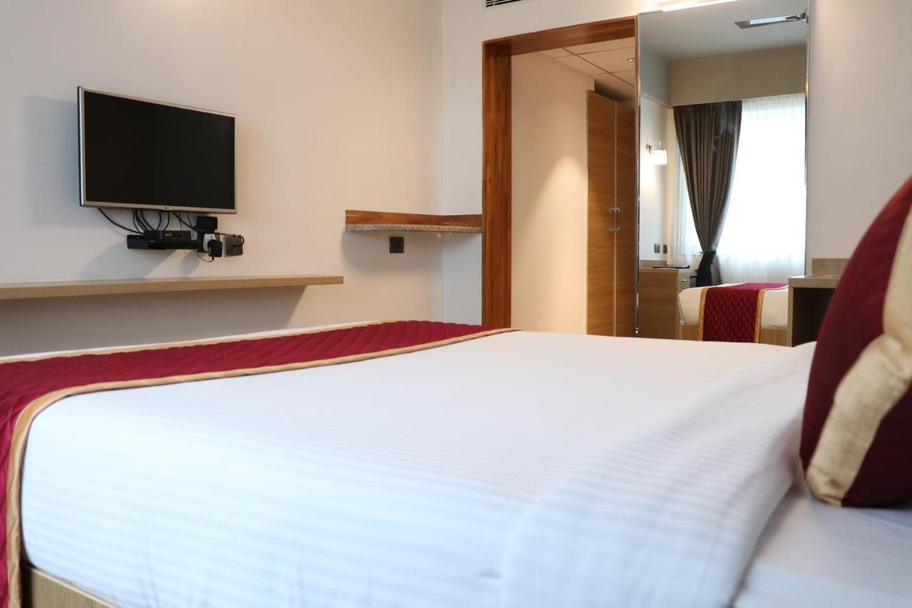 Icon Express By Bhagini Hoodi Hotel