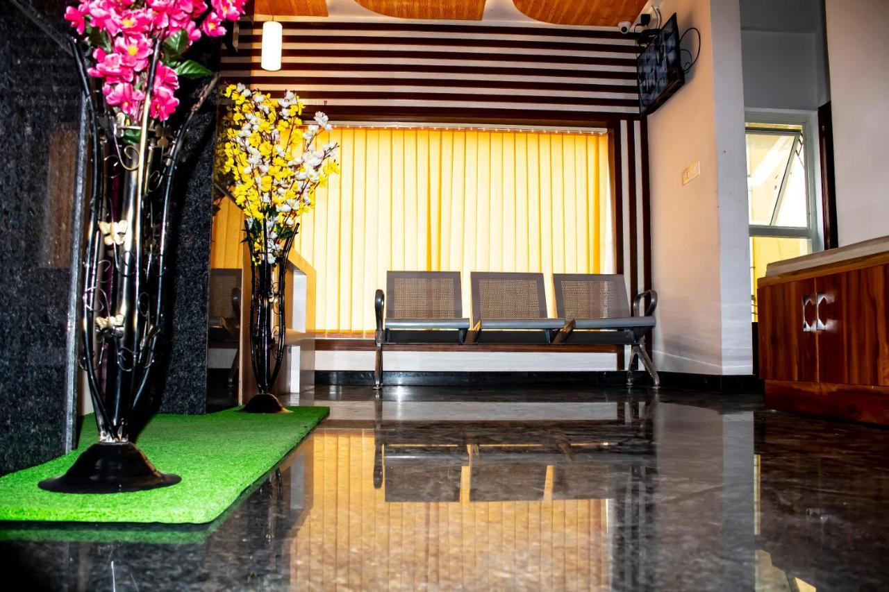 Royal Hotel