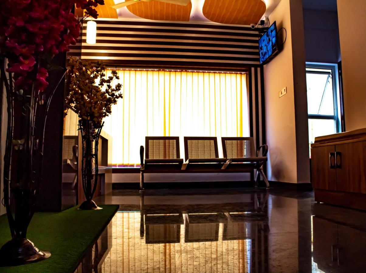 Royal 3* Bangalore