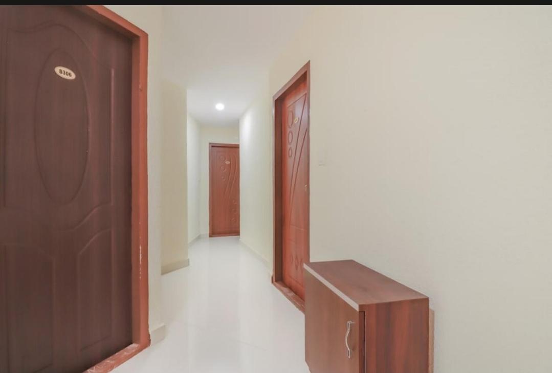Royalwood Deluxe * Bangalore