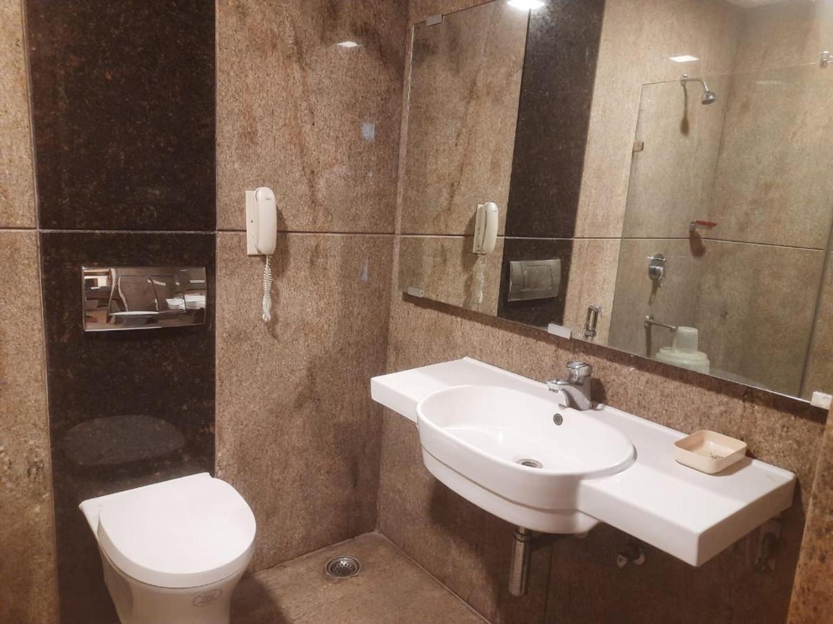 Woodlands Hotel 3*