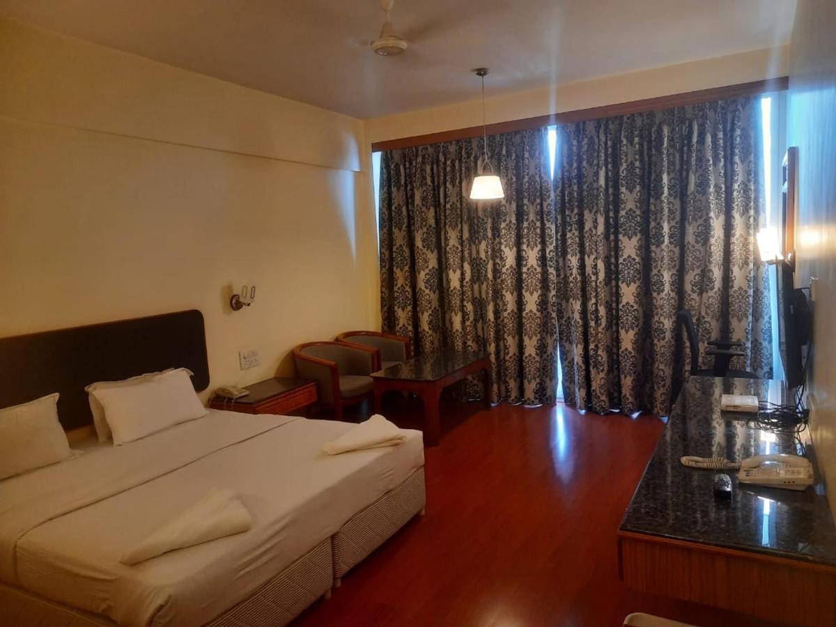 Woodlands Hotel