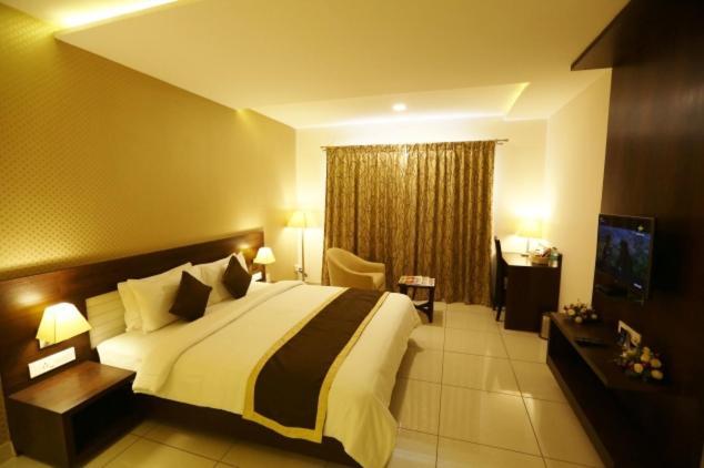 West Hotel 3*