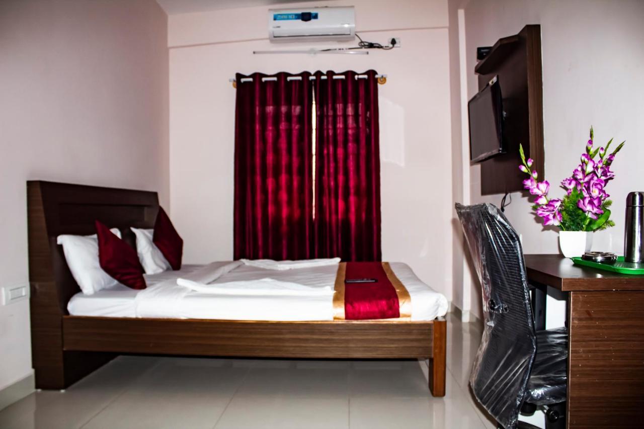 Fabhotel Royal Bangalore
