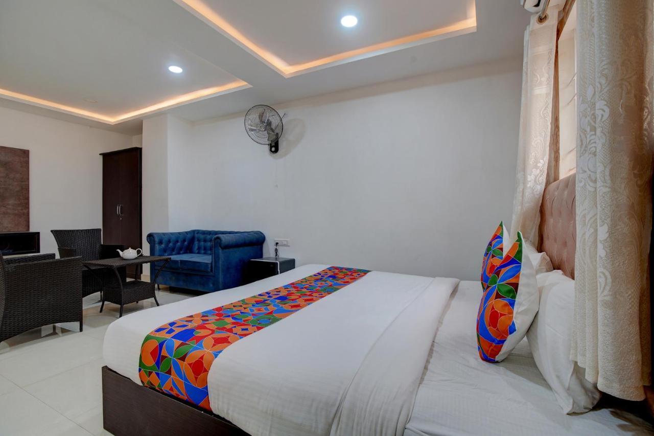 Krishna's Landmark Business Hotel- Near International Airport Hotel
