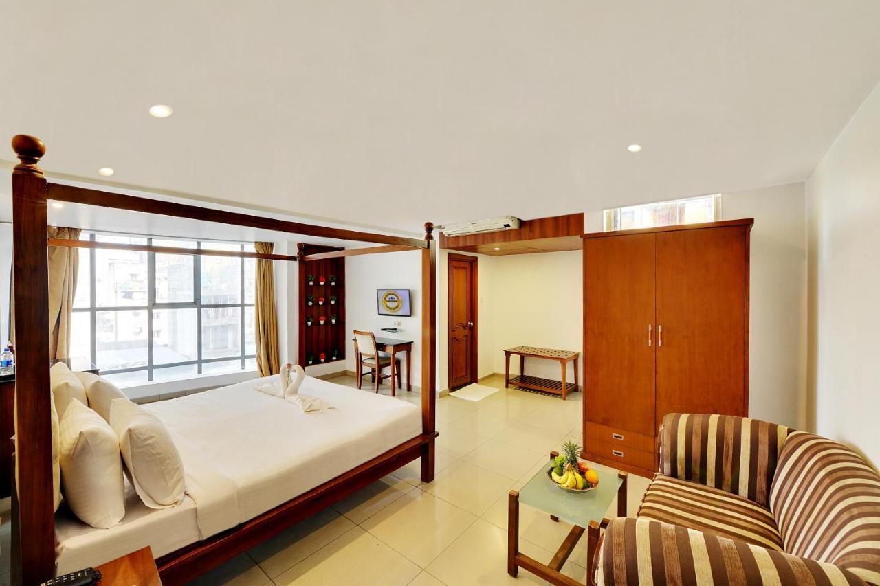 Hotel Confido And Suites 3*