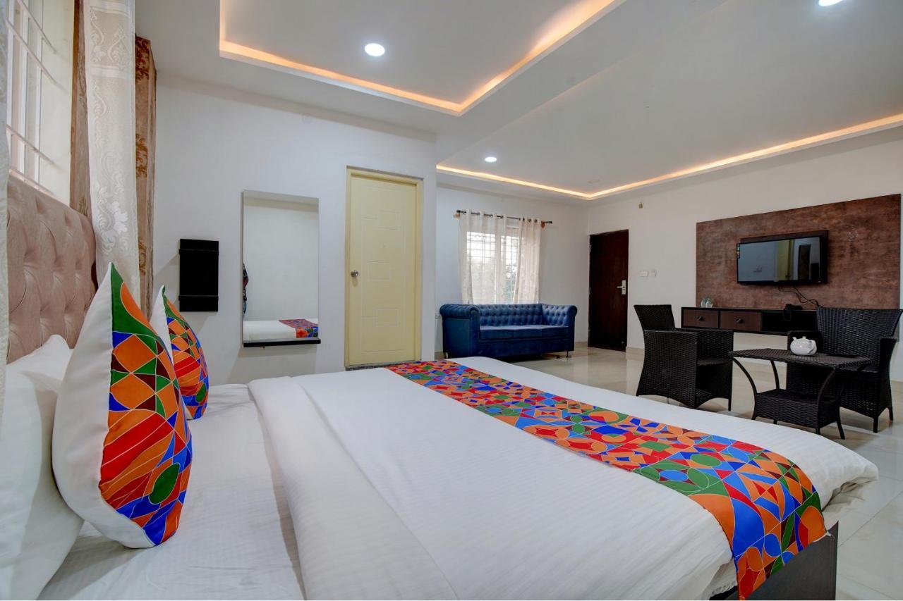 Krishna's Landmark Business Hotel- Near International Airport 3* Bangalore