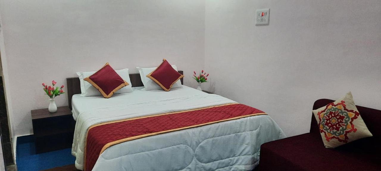 Hotel B R