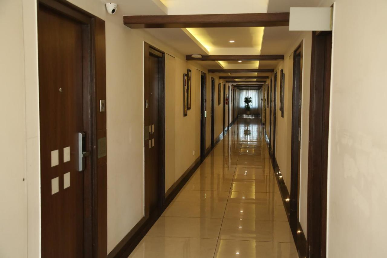 Hotel West