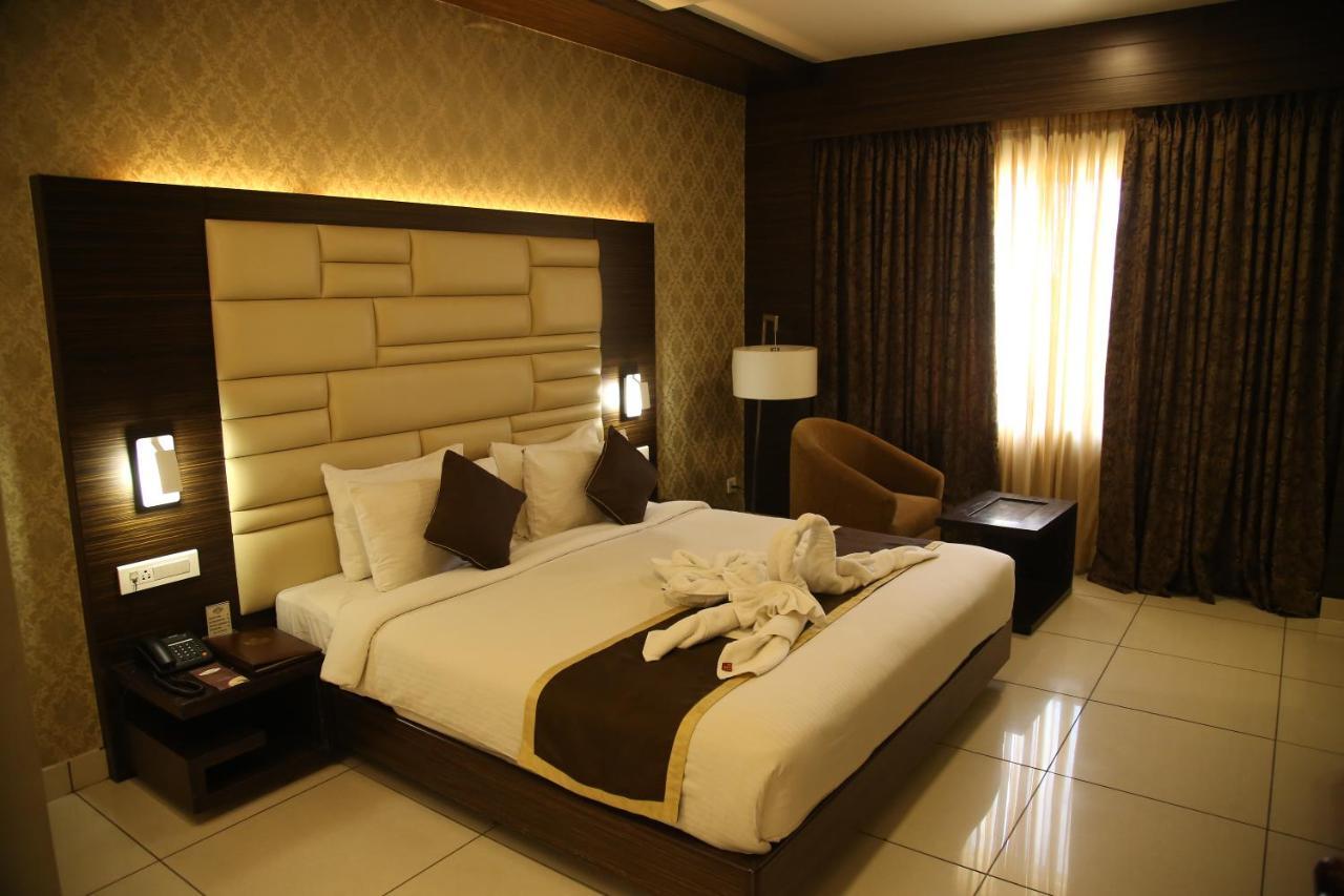 West Hotel