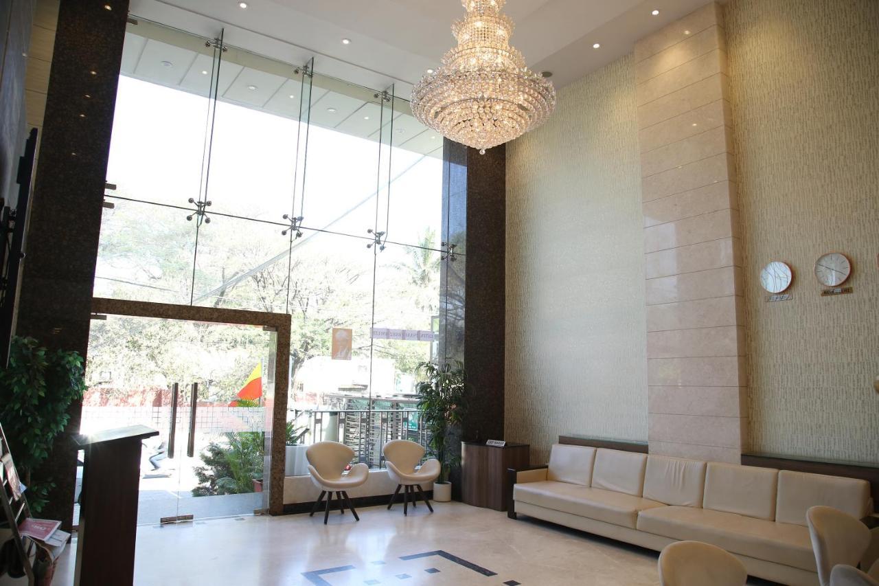 West Hotel