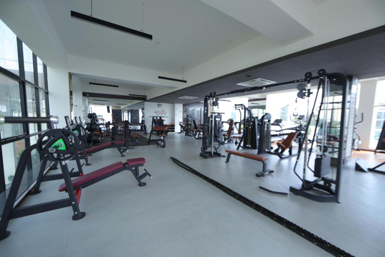 Vrr Astoria & Convention Center Resort