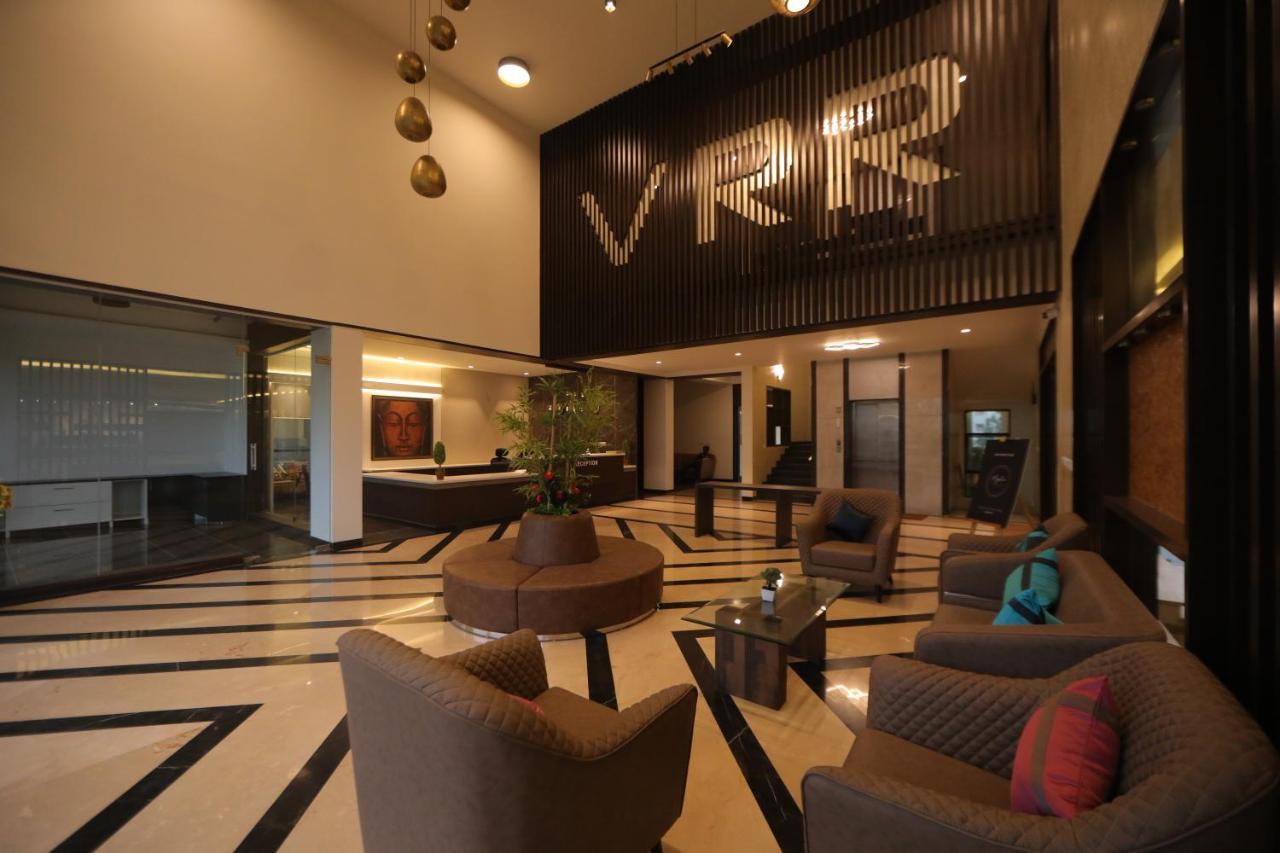 Resort Vrr Astoria & Convention Center
