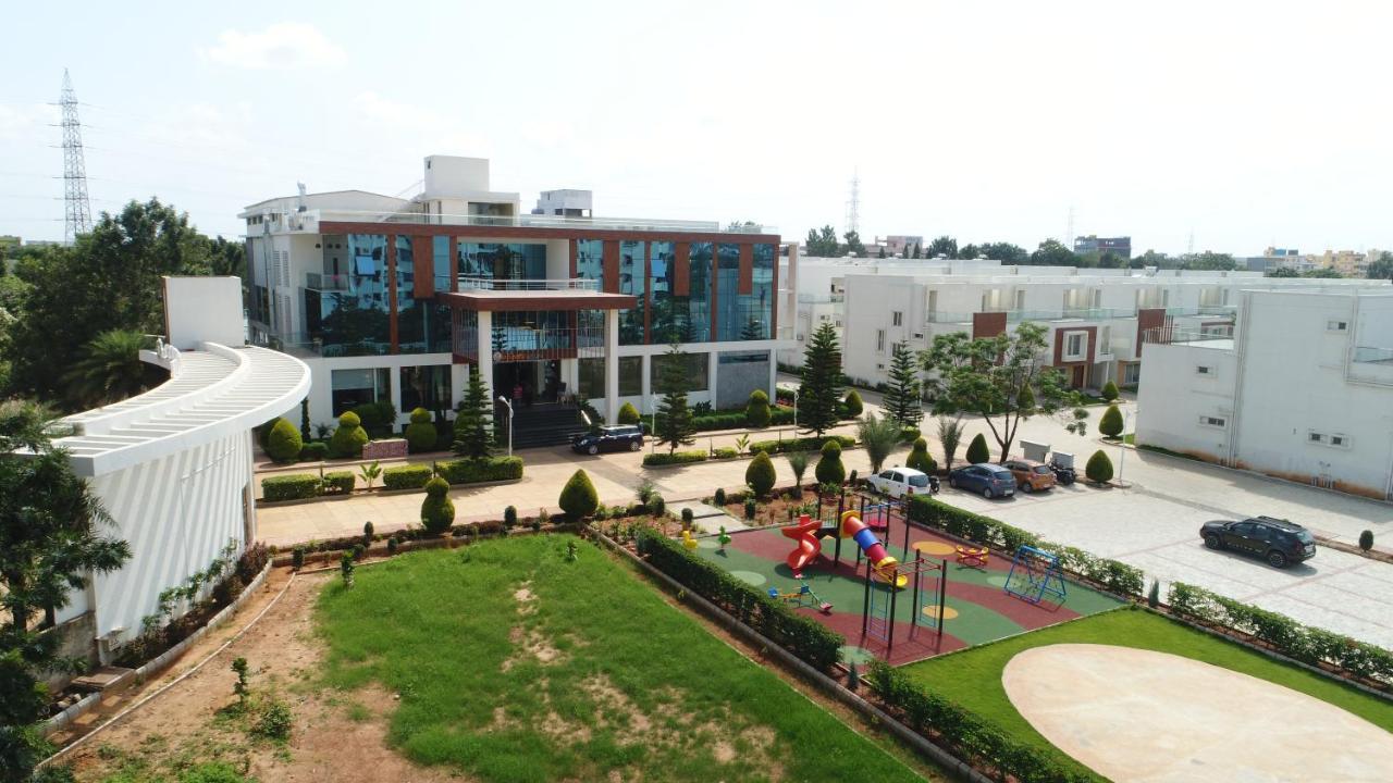 Vrr Astoria & Convention Center Bangalore
