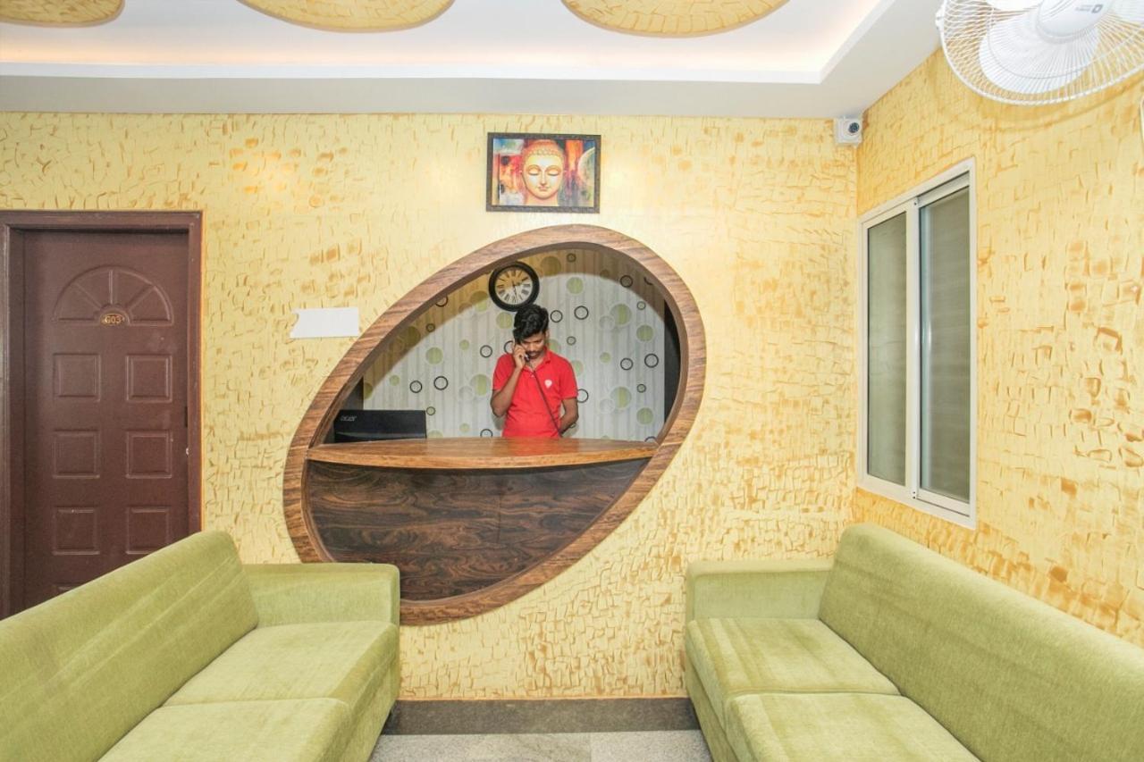 Pristine Manyata Apartment *