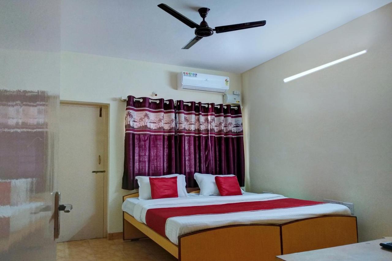 Hotel Super O Shree Mookambika Near Sri Someshwara Swami Temple 3*