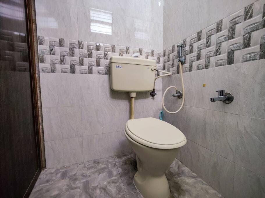 Comfy 2-bedroom House In Sanjaynagar, *