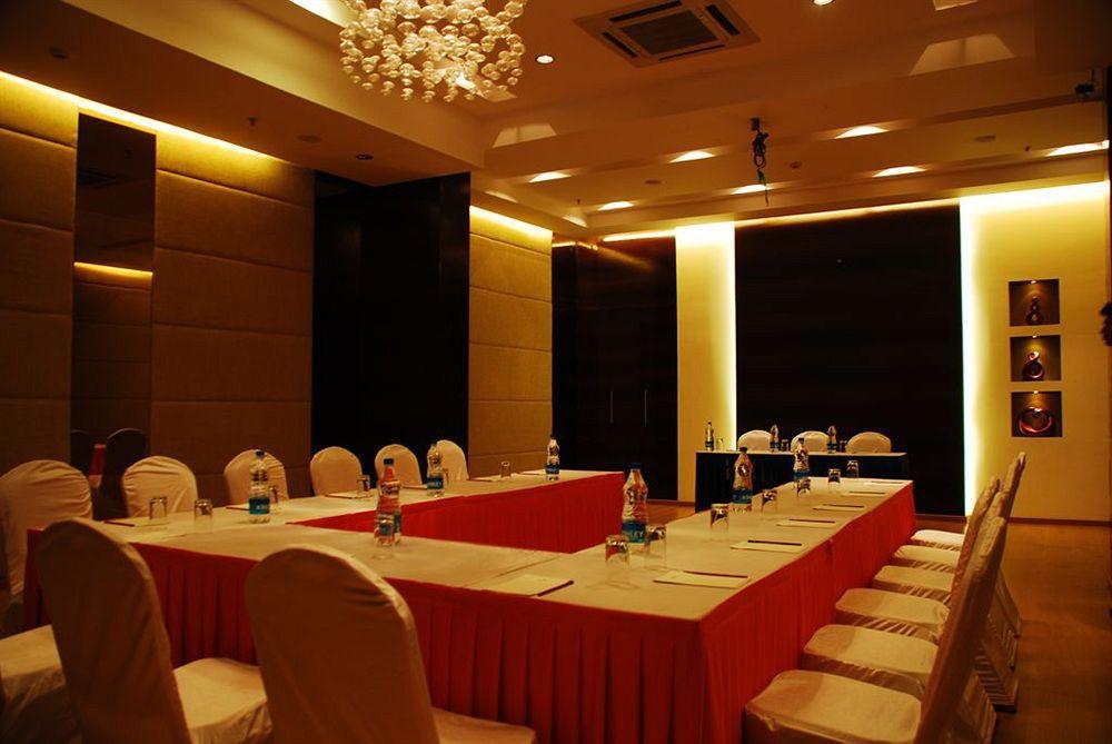 Octave Hotel & Spa - Sarjapur Road 3* Bangalore