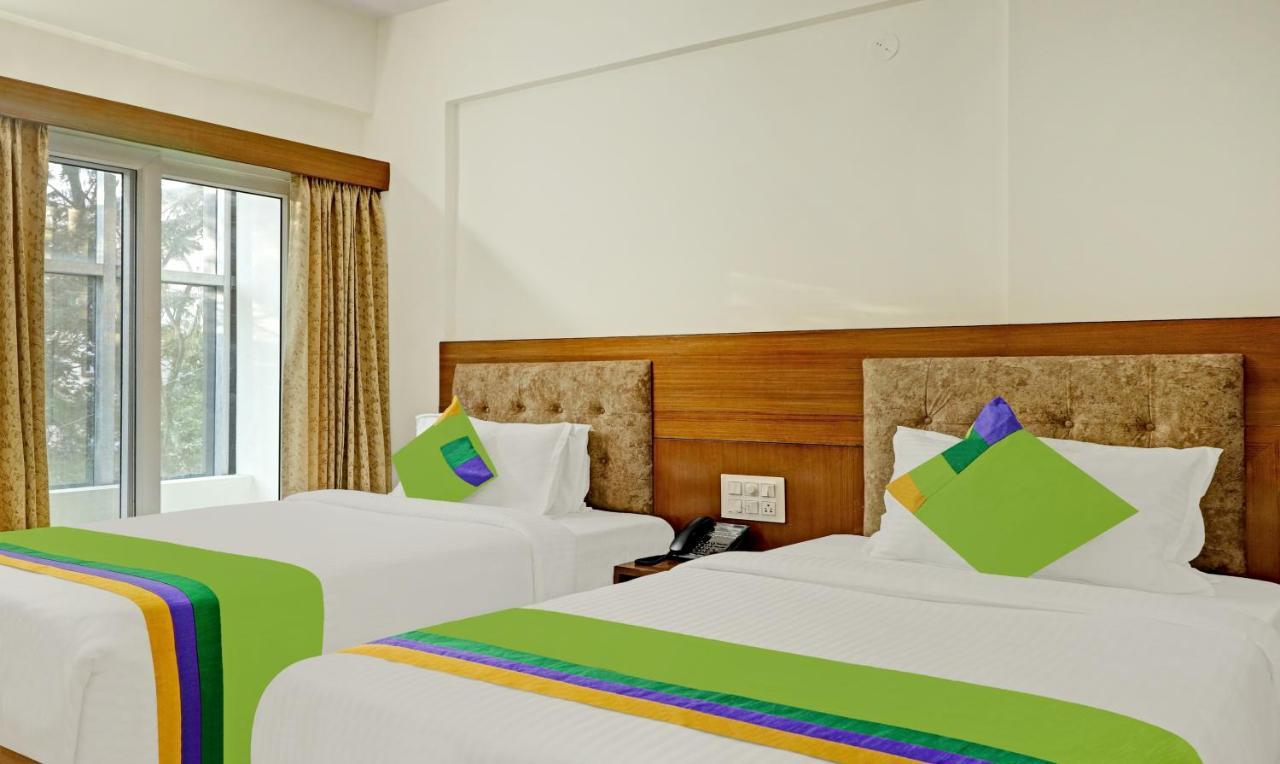 Treebo Celebrity And Hotel