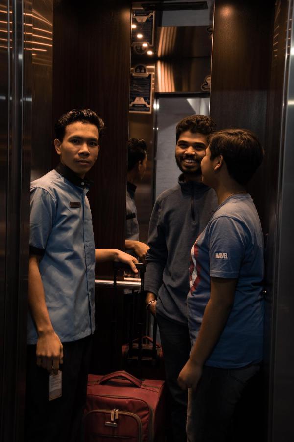 Hotel Athulya