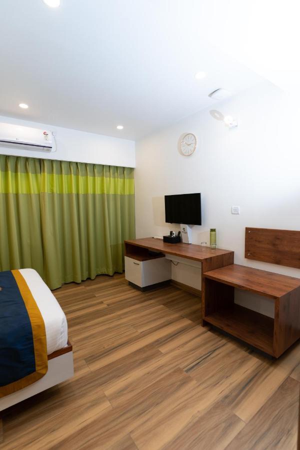 Regal Hotel 3*