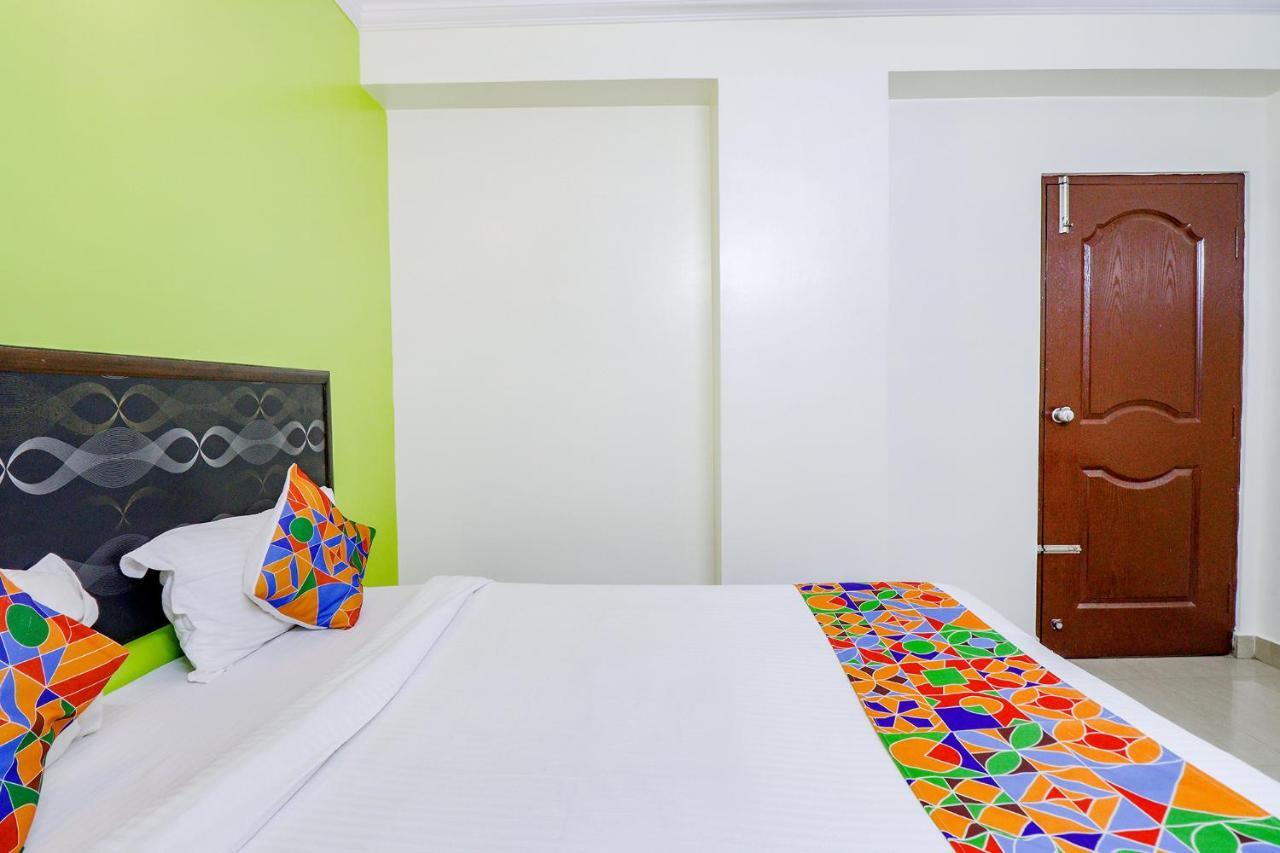 Fabexpress Ivory Pearl - Btm Layout, Nr Forum Mall Hotel Bangalore