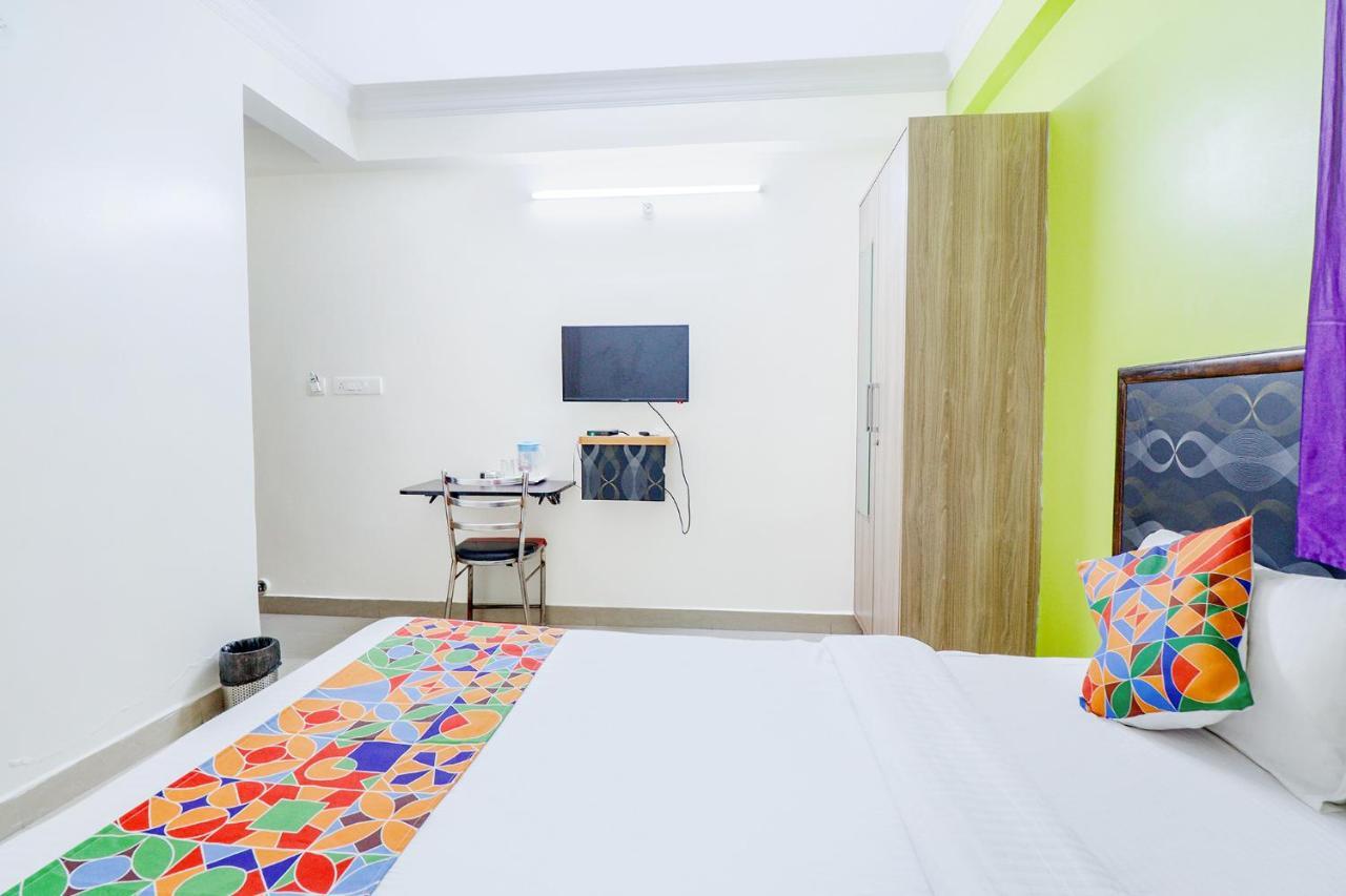 Fabexpress Ivory Pearl - Btm Layout, Nr Forum Mall Hotel Bangalore