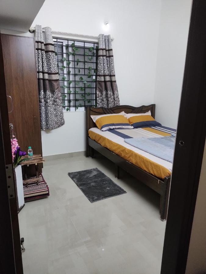 1bhk Available For Short And Long *