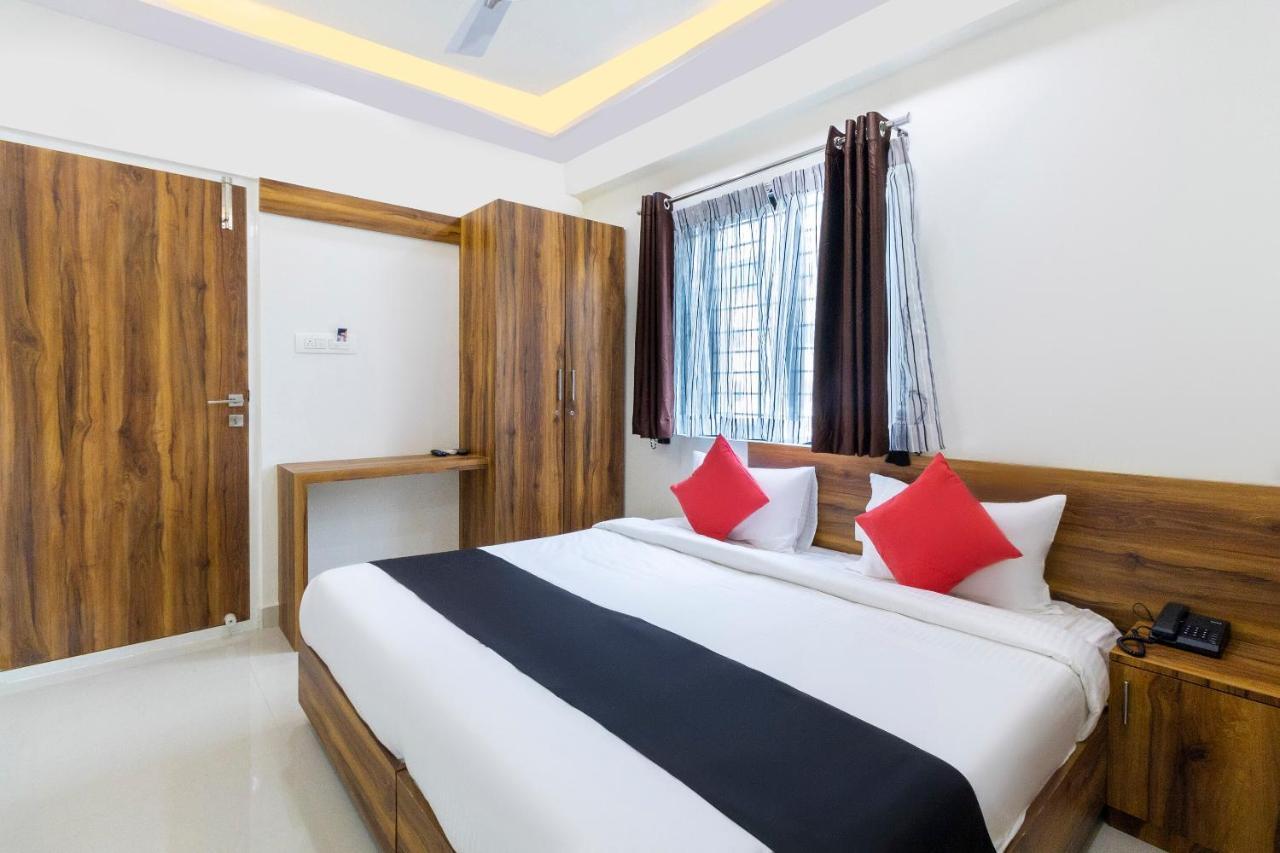 Hotel Capital O Sunny Near Ragigudda Sri Prasanna Anjaneyaswamy Temple 3*