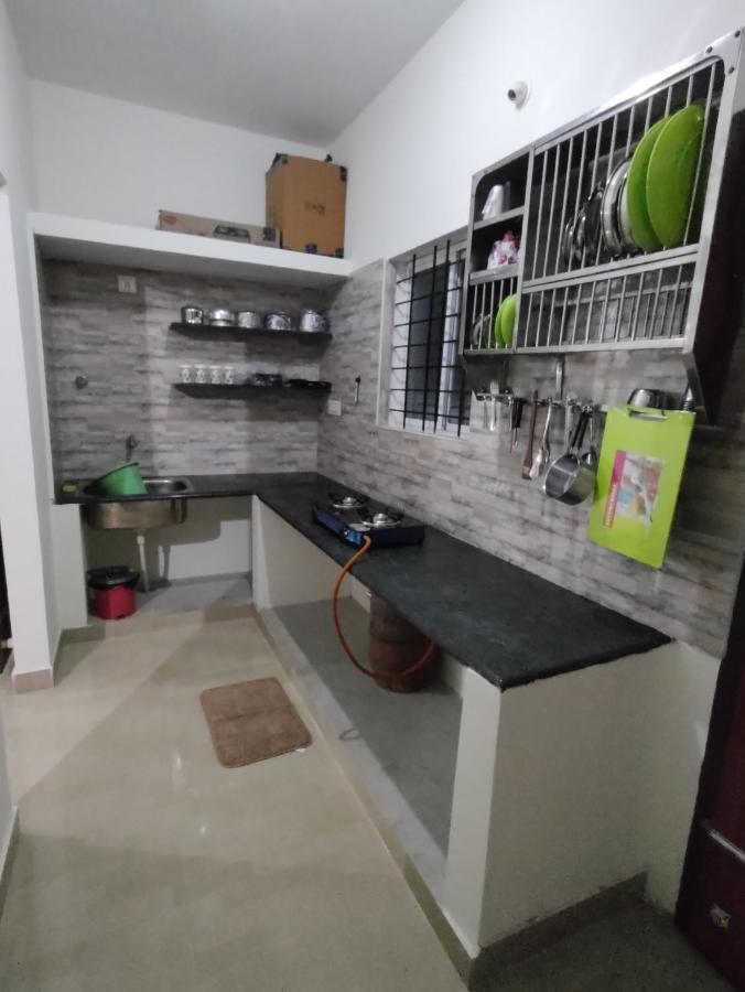 Apartment 1bhk Available For Short And Long