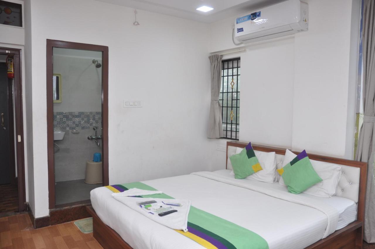 Hotel J C Comforts Bangalore