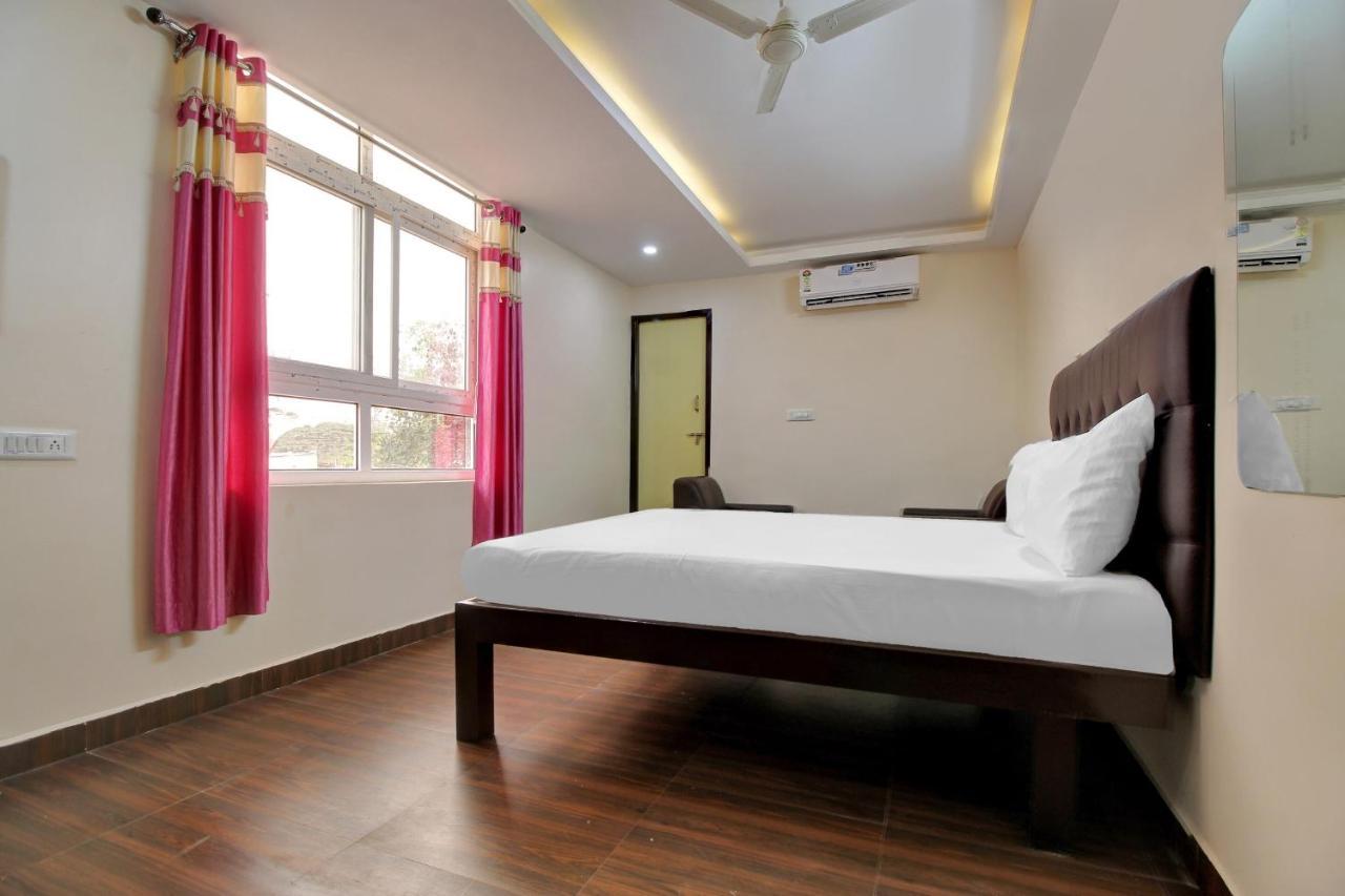 Hotel Oyo Flaghship 70376 I Care With Greenery Comforts Bangalore