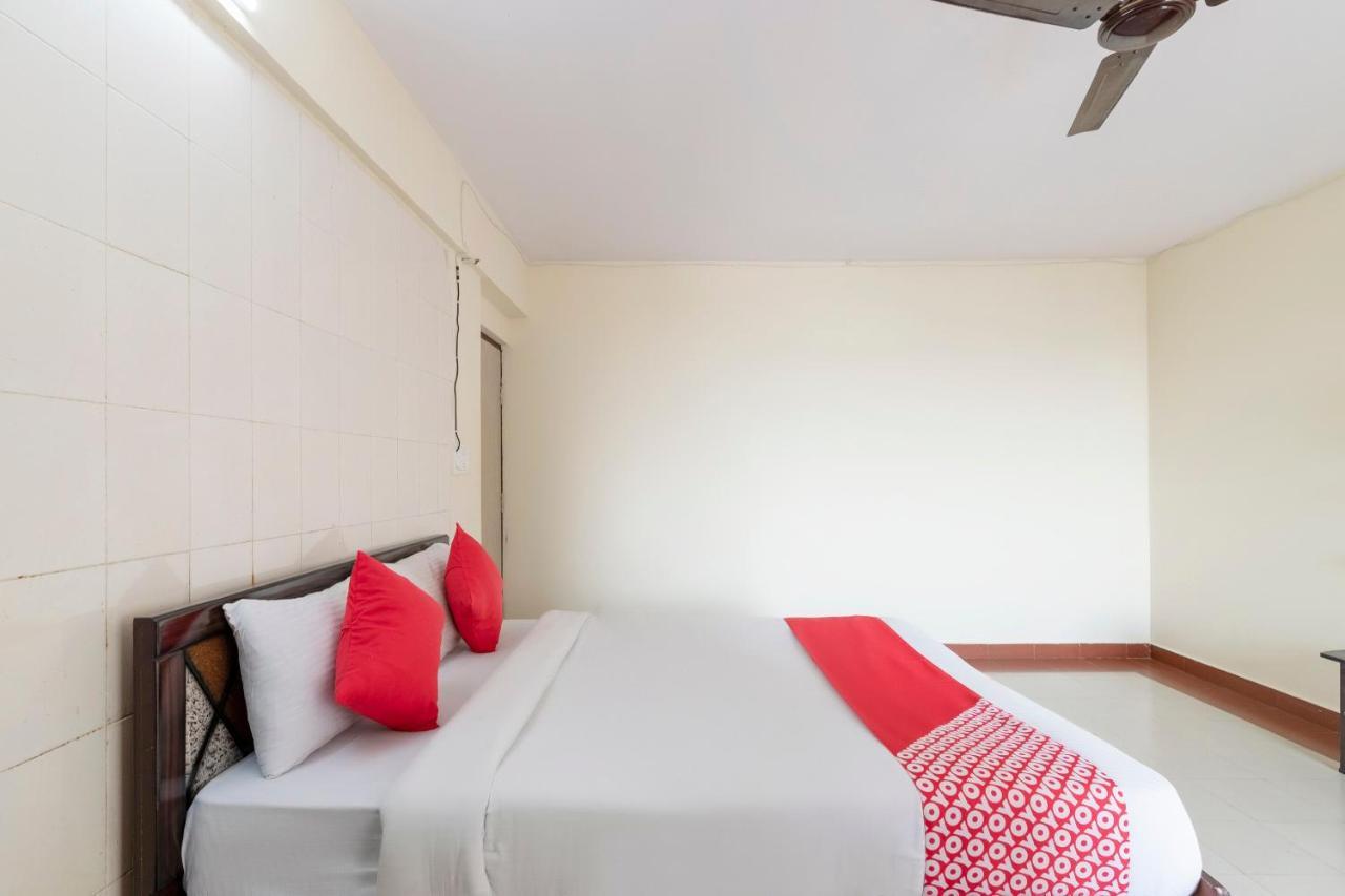 Oyo 49073 Whitefield Comforts Hotel