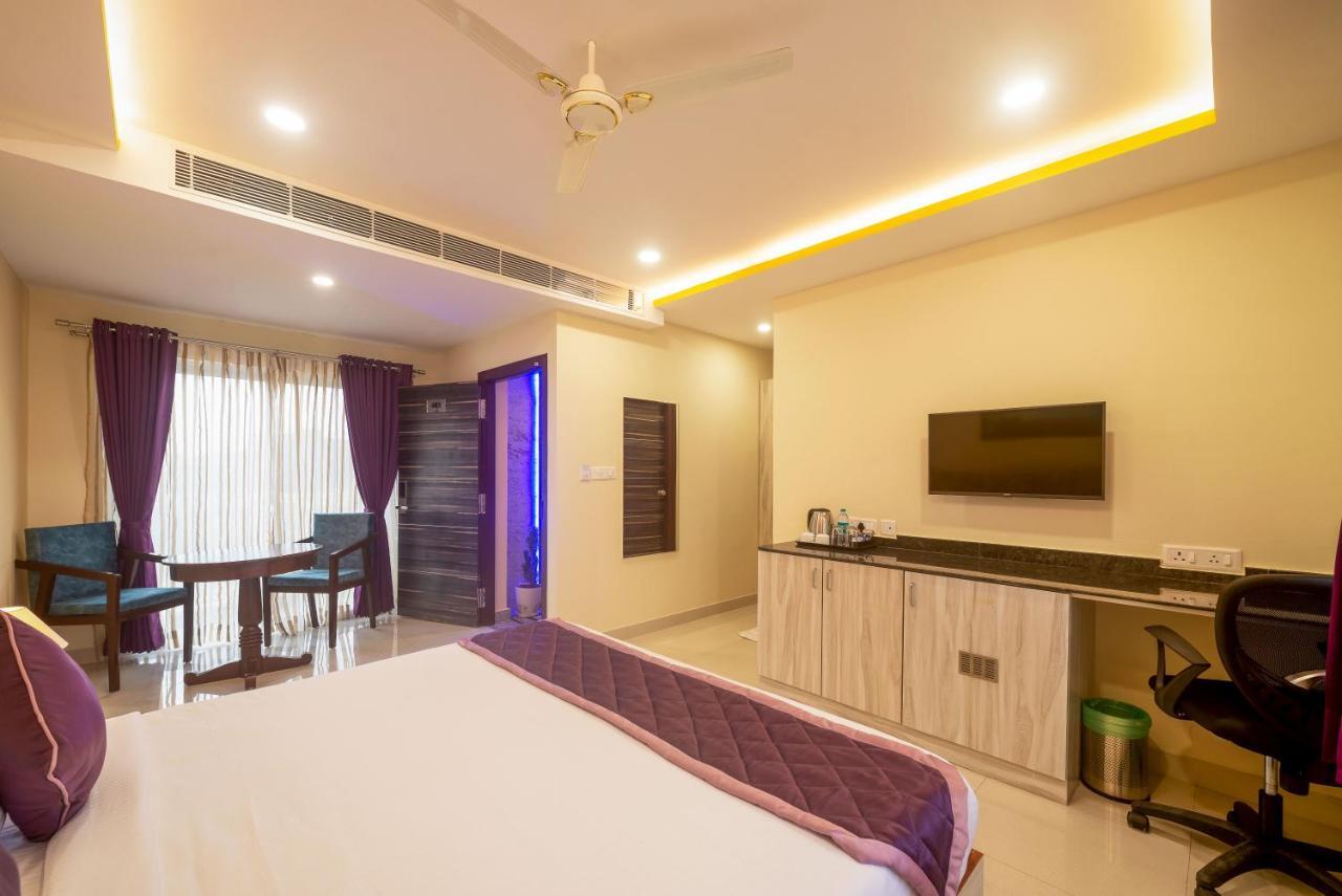 Zenith Hebbal Hotel