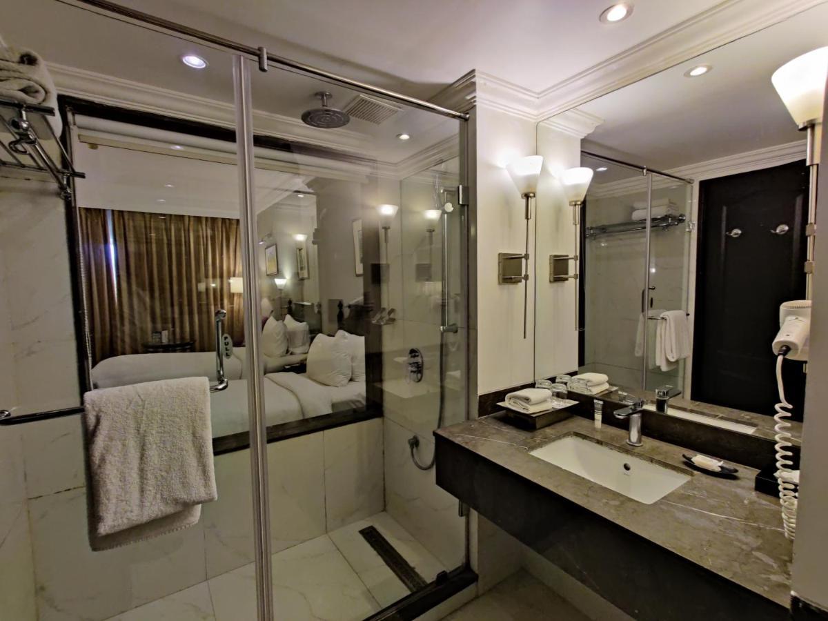 Royal Orchid 5*