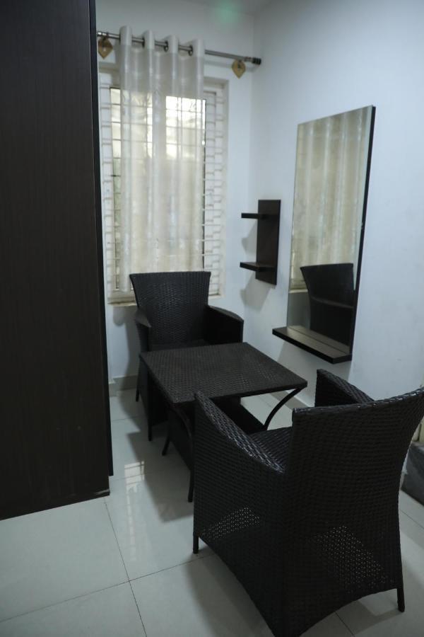 Hotel Krishna's Landmark Business Hotel- Near International Airport 3*