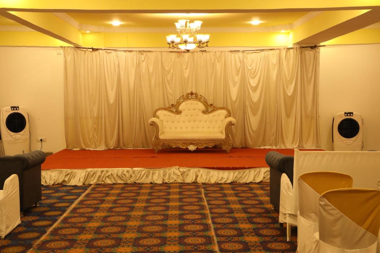 Krishna's Landmark Business Hotel- Near International Airport