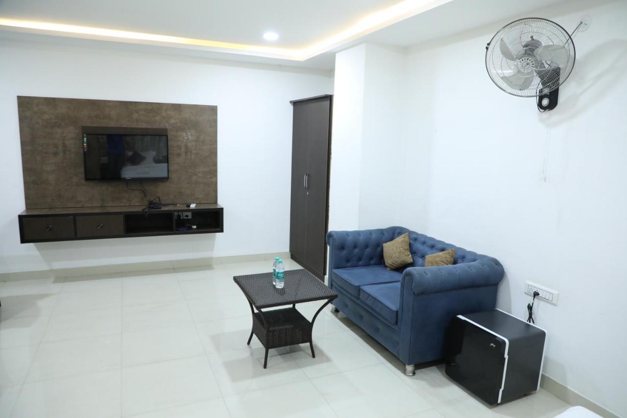 Hotel Krishna's Landmark Business Hotel- Near International Airport 3*