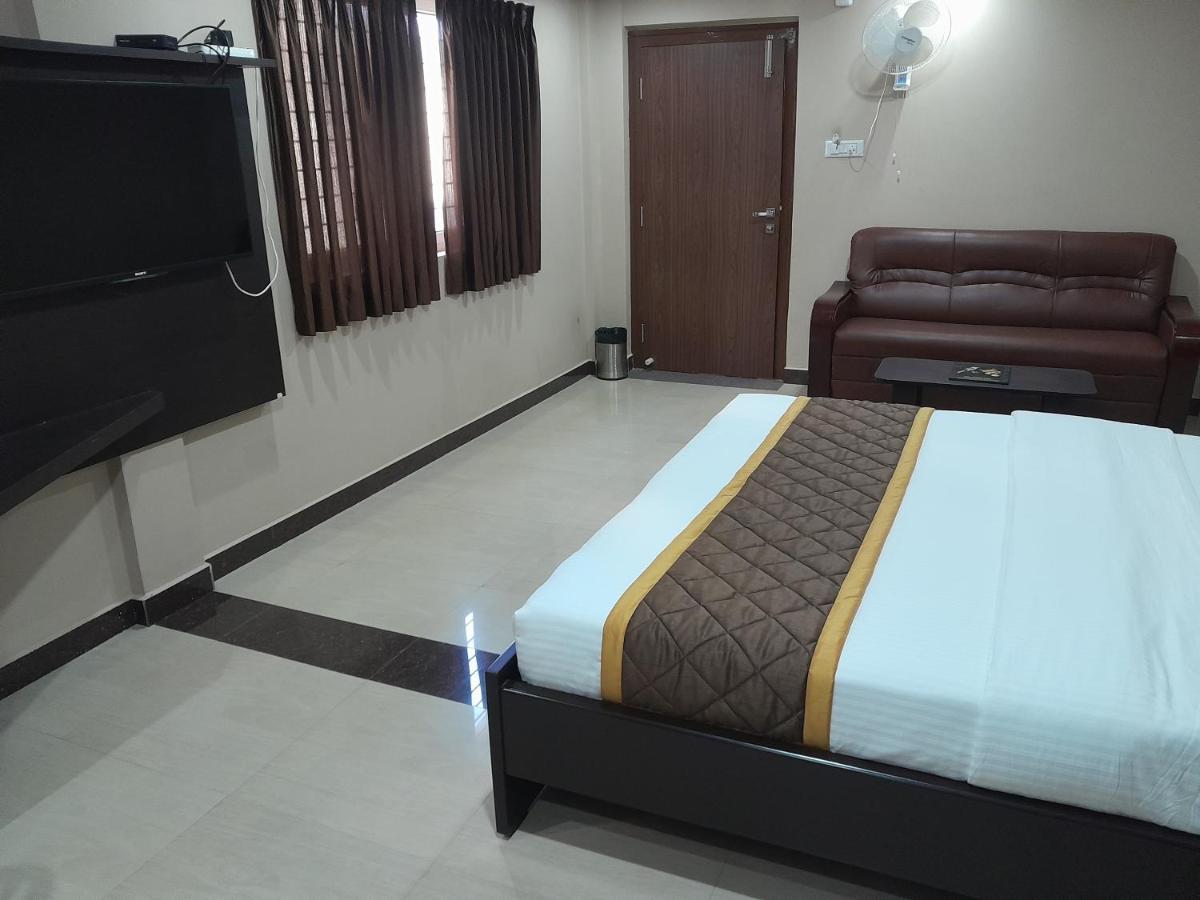Hotel The Nisarga Grand 3*
