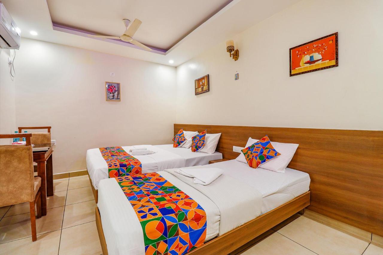 Fabhotel Green Park Residency - Nr Manipal Hospital 3*