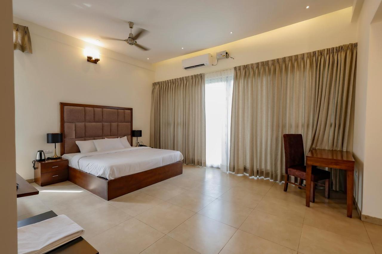 Apartamento Falcon Whitefield *