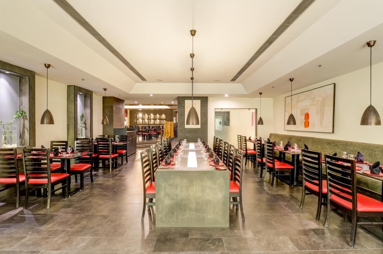 Lemon Tree Electronics Hotel 4*