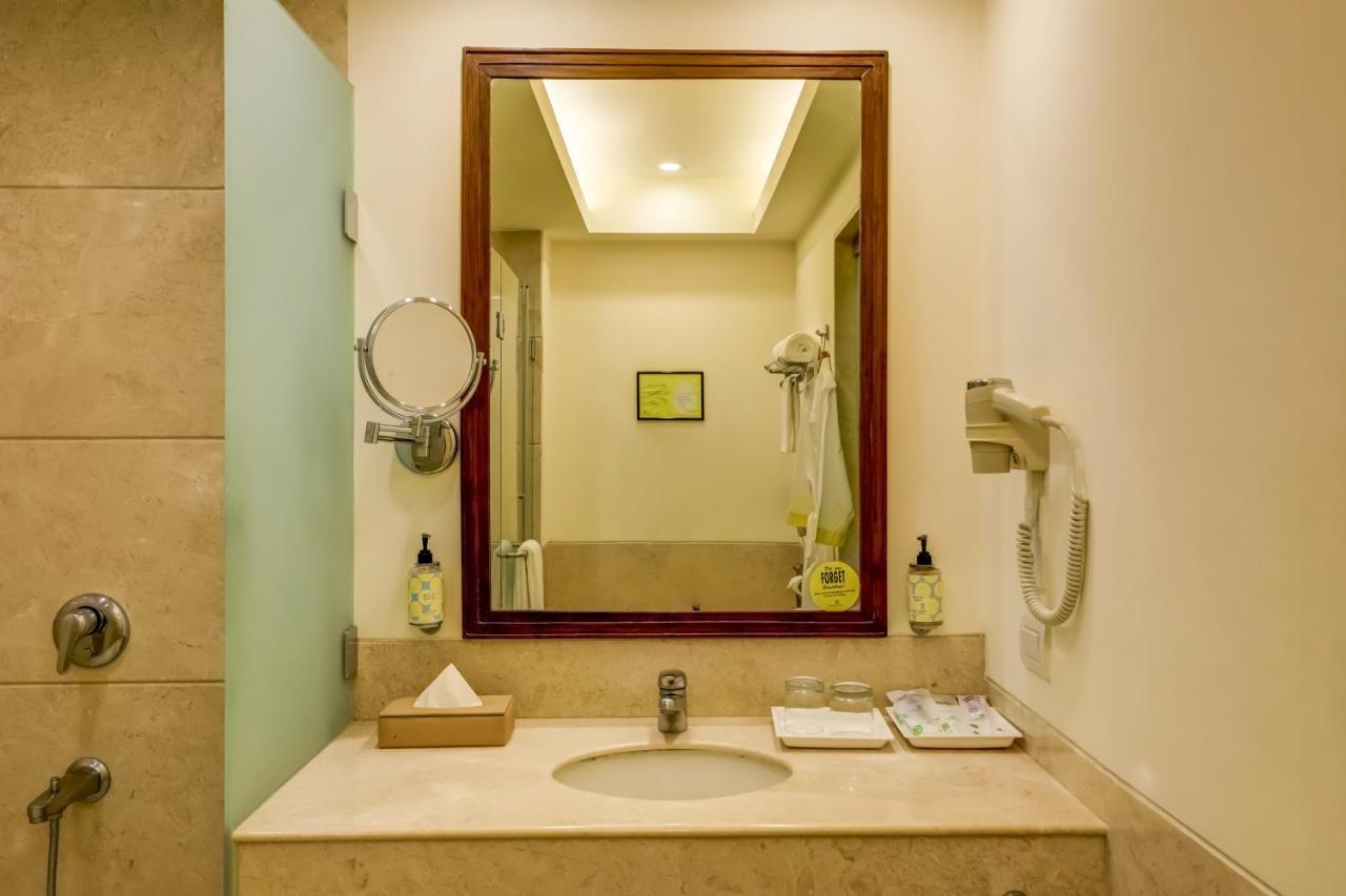 Hotel Lemon Tree Electronics