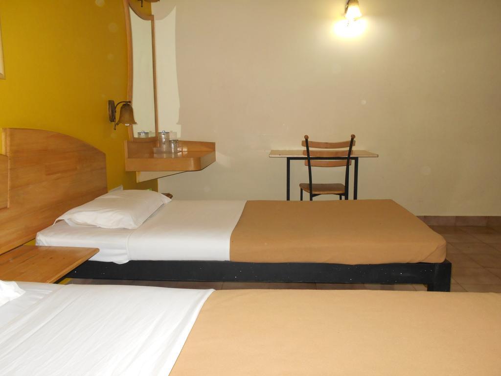 Hotel Tom'S Hotel 3*