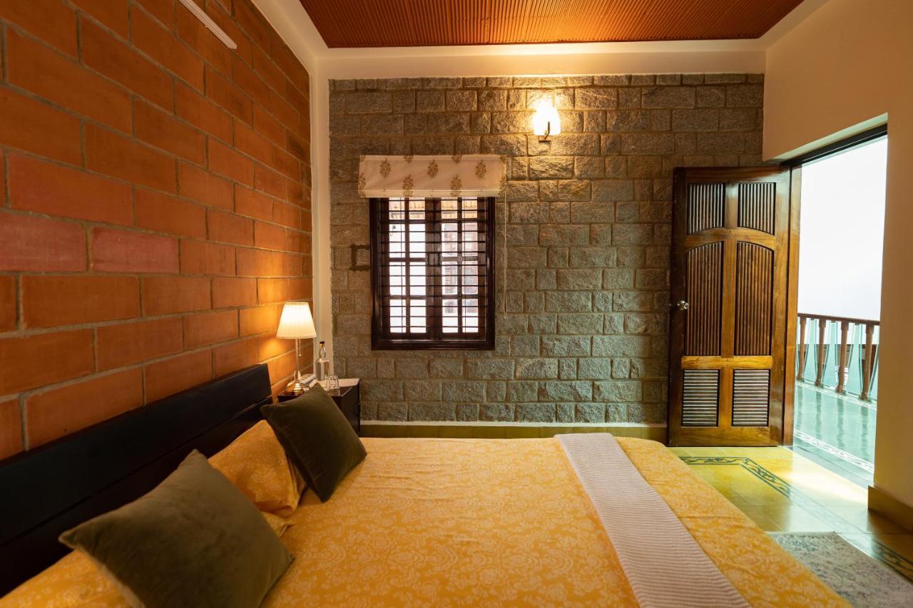 Luho Stone House