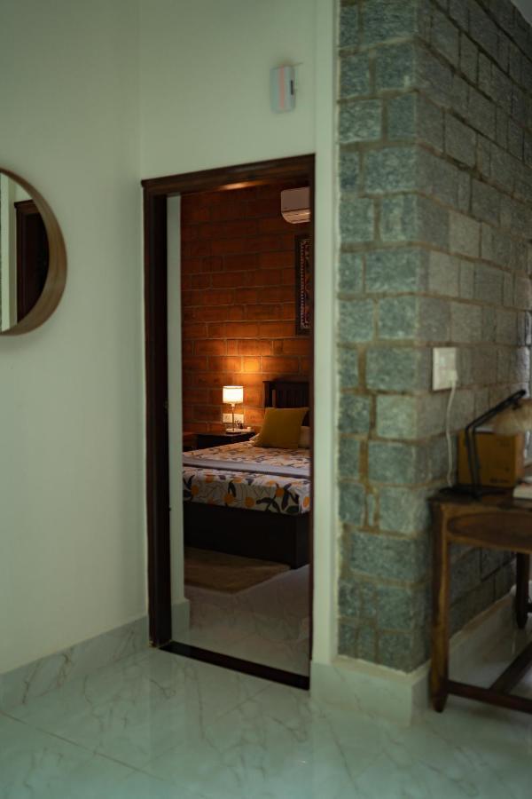 Luho Stone House *