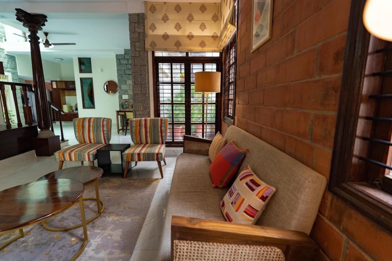 Bed & Breakfast Luho Stone House *